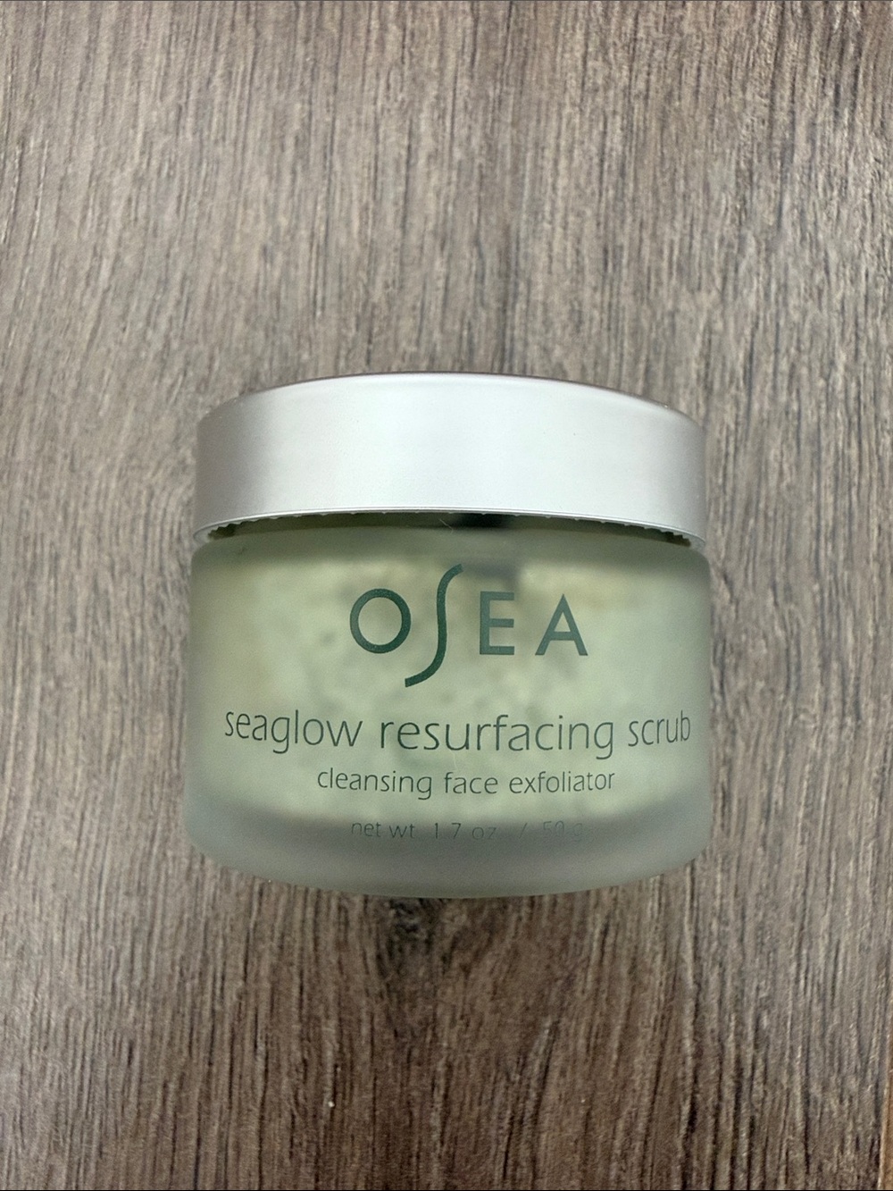OSEA Seaglow Resurfacing Scrub - Green and White